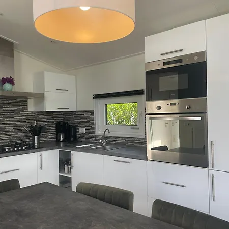 Chalet Modern Light 15km From Alkmaar *